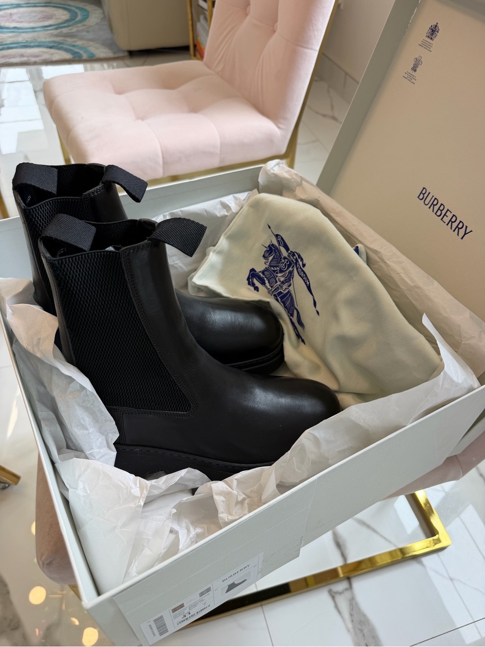 BNIB NWT Burberry Men’s Black Leather Chelsea Ankle Boots - EU 41 🥾